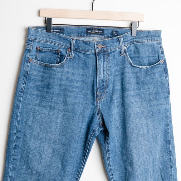 Lucky Brand 221 Straight Jeans Mens 36X32 Blue Medium Wash - Picture 3 of 13